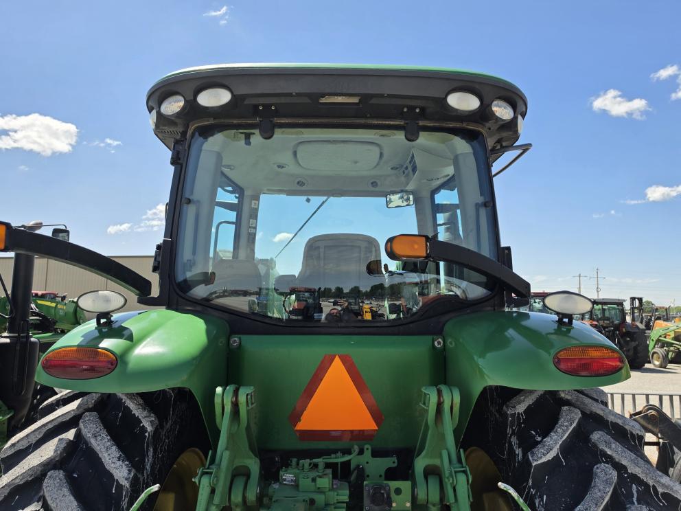 Image for 2014 John Deere 7210R