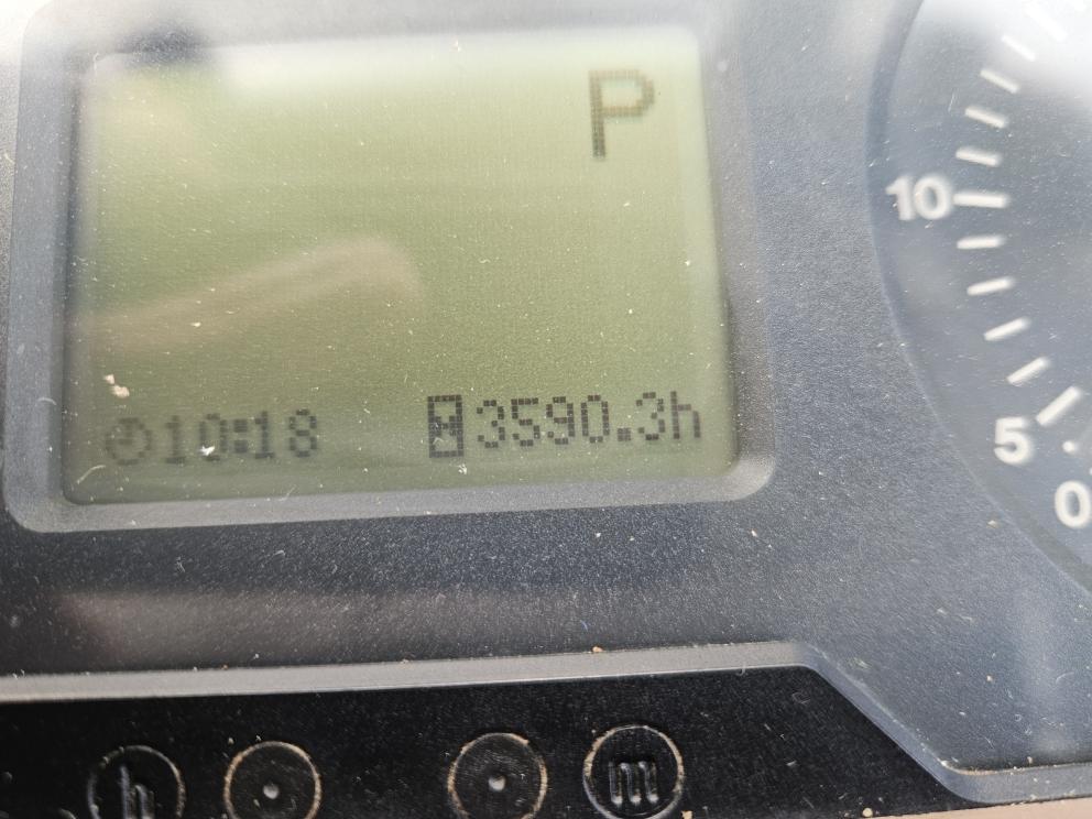 Image for 2006 John Deere 7520