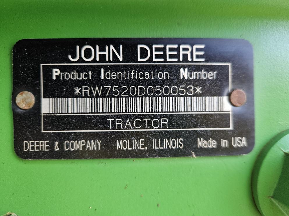 Image for 2006 John Deere 7520