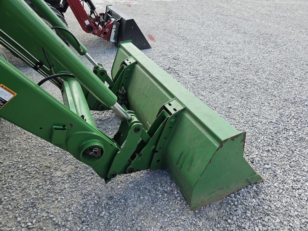 Image for 2006 John Deere 7520