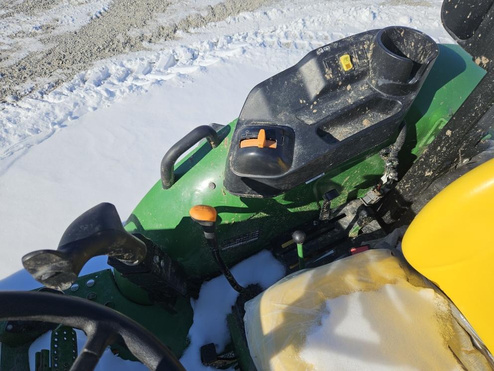 Image for 2023 John Deere 5050E