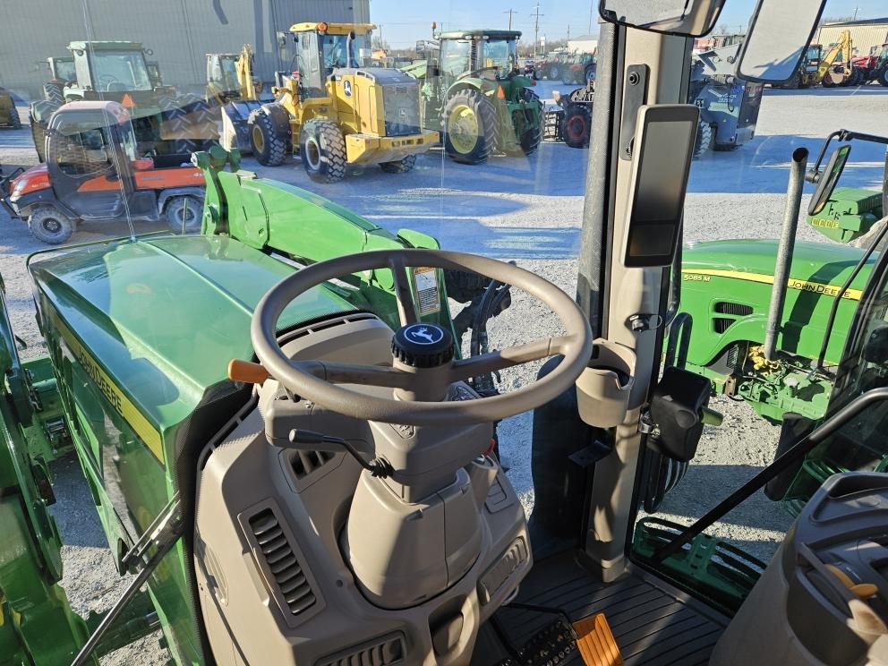 Image for 2024 John Deere 6175M