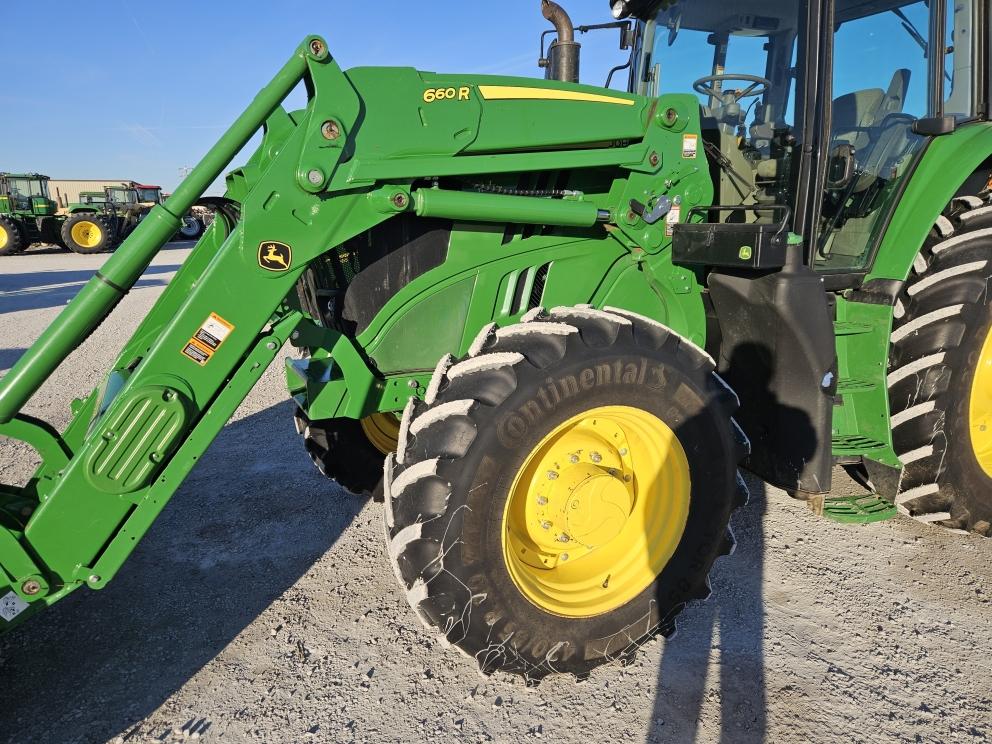 Image for 2024 John Deere 6175M