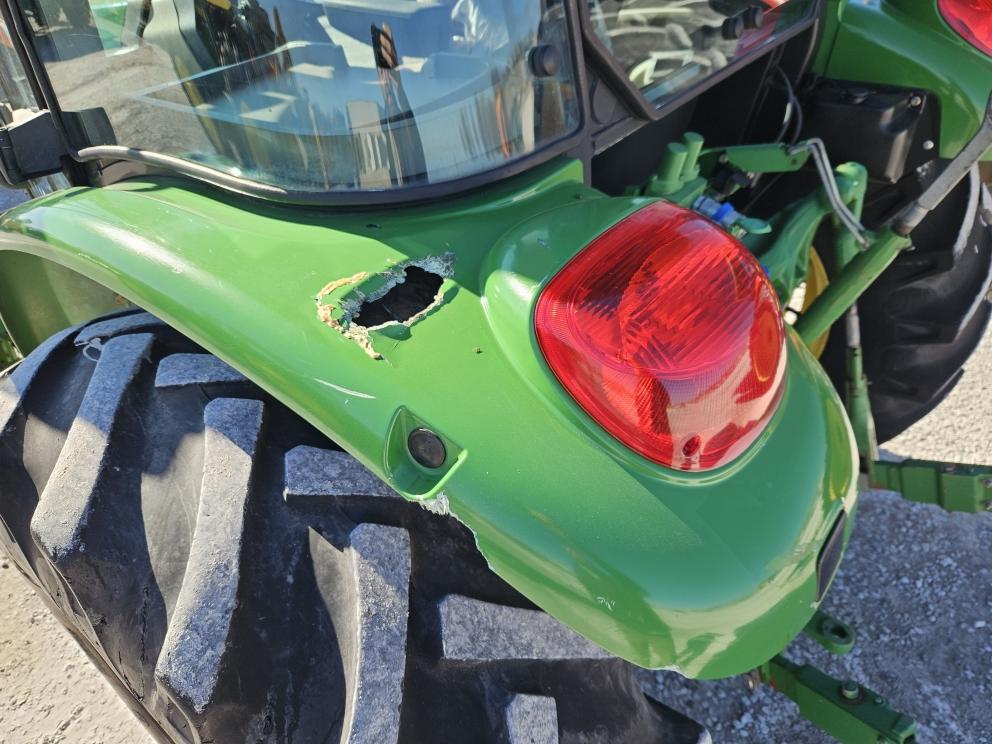 Image for 2011 John Deere 5085M