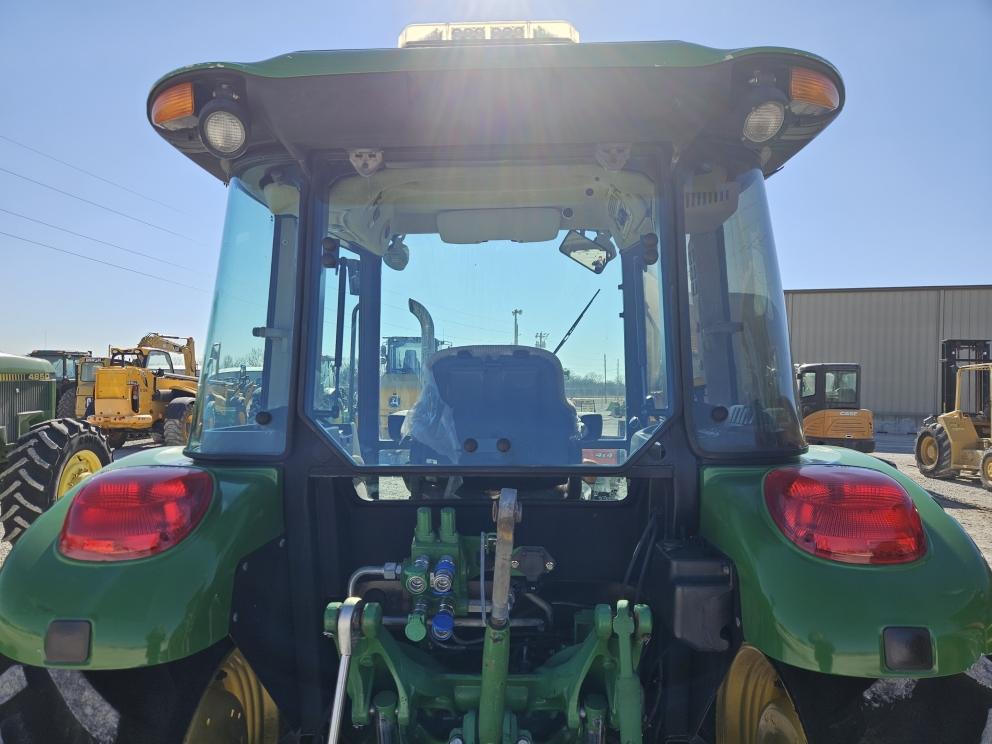 Image for 2011 John Deere 5085M