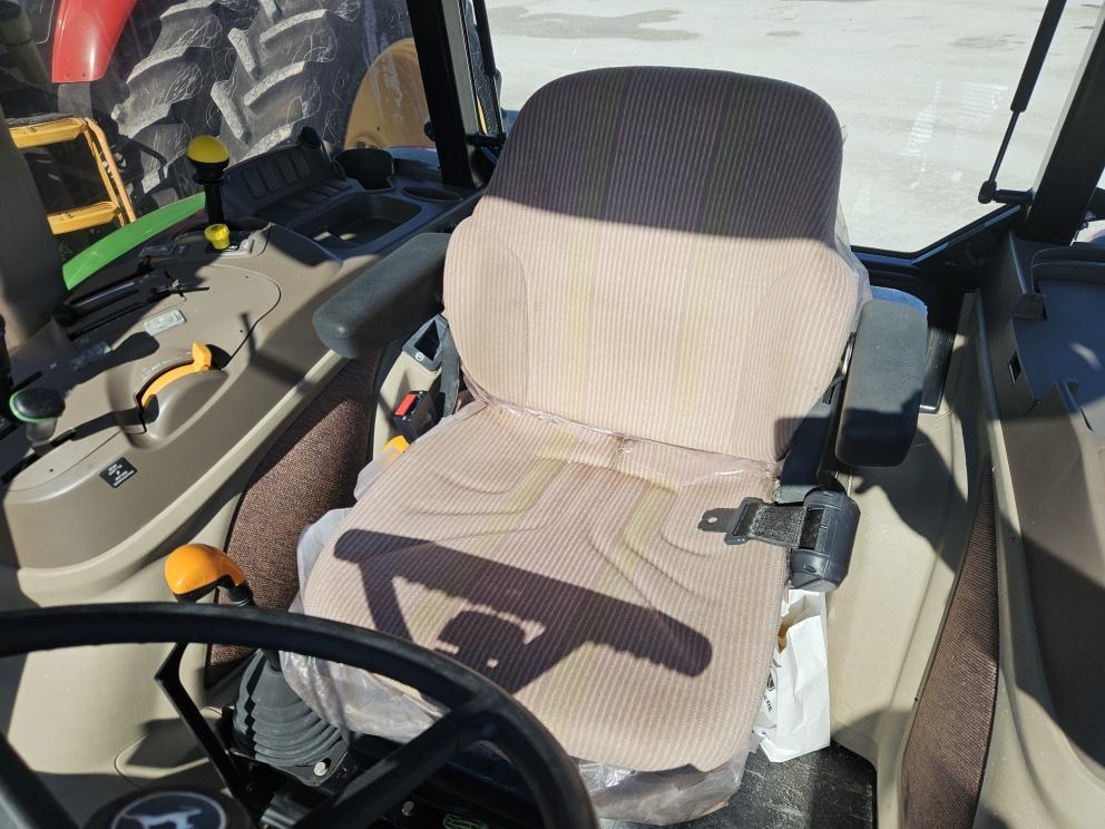 Image for 2011 John Deere 5085M