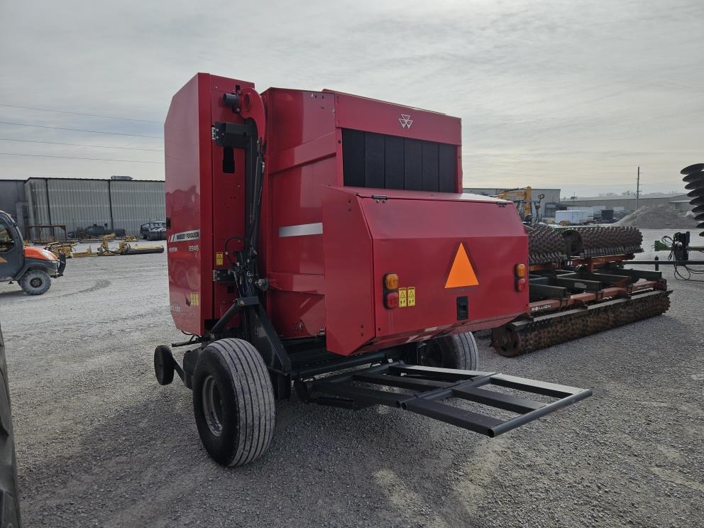 Image for 2015 Massey Ferguson 2946