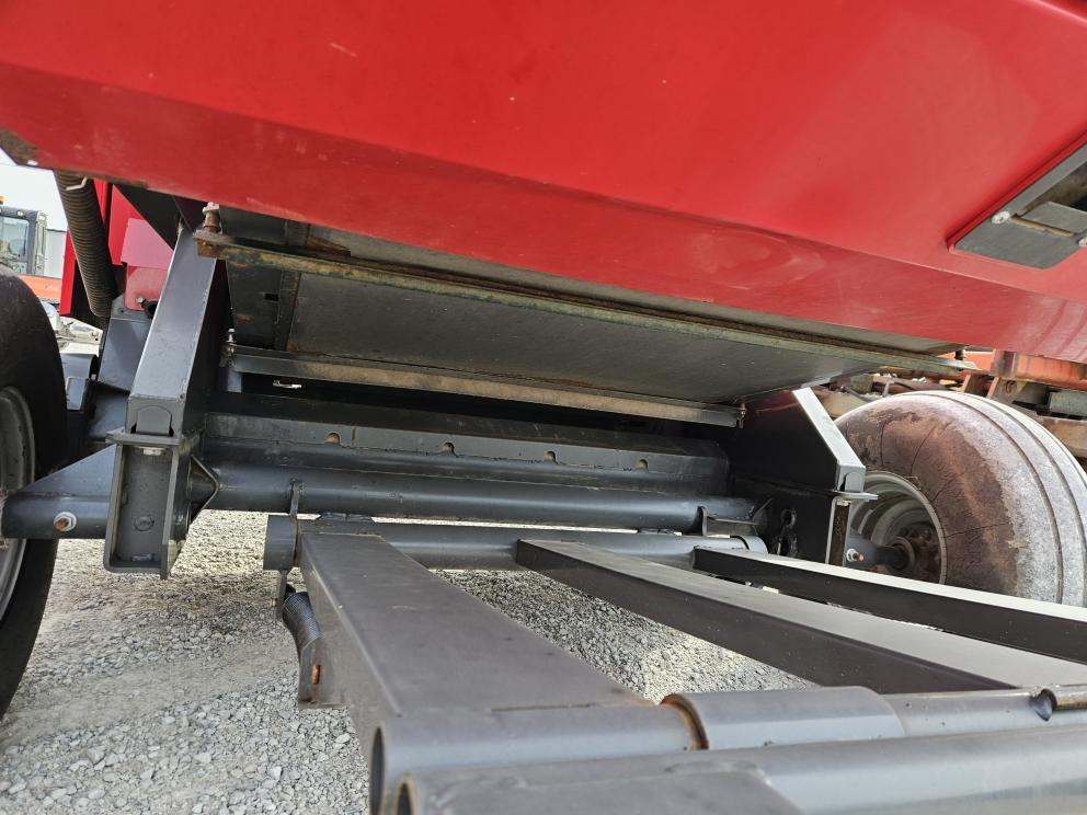 Image for 2015 Massey Ferguson 2946