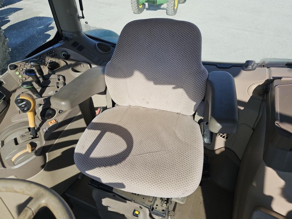 Image for 2017 John Deere 6130R