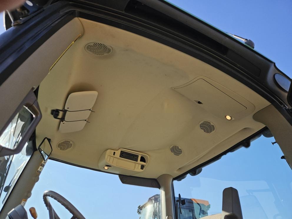 Image for 2017 John Deere 6130R