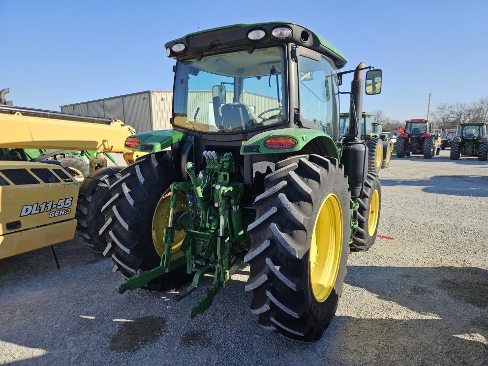 Image for 2017 John Deere 6130R