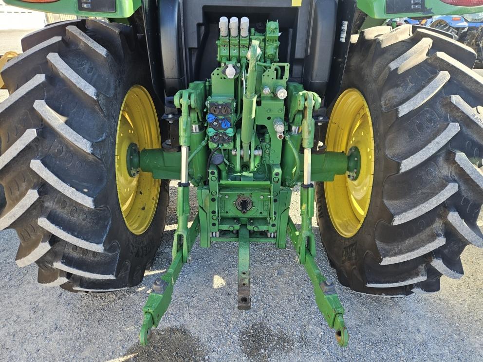 Image for 2017 John Deere 6130R