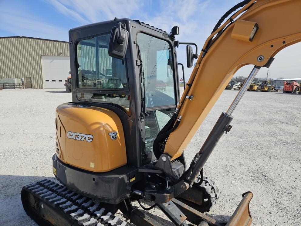 Image for 2019 Case CX37C