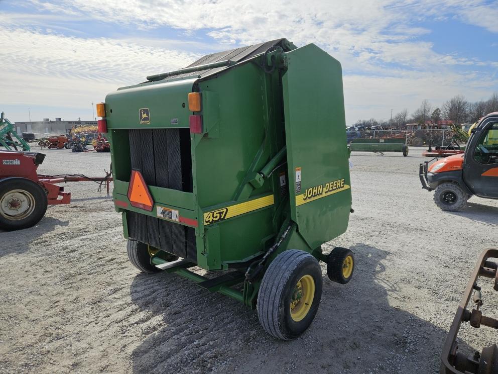 Image for 2001 John Deere 457