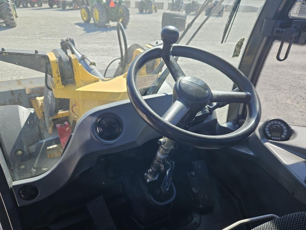 Image for 2013 John Deere 204K