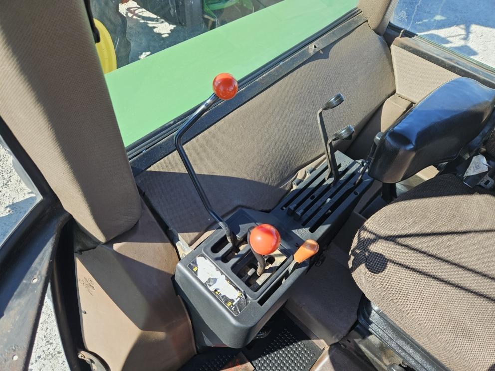 Image for 1986 John Deere 3150