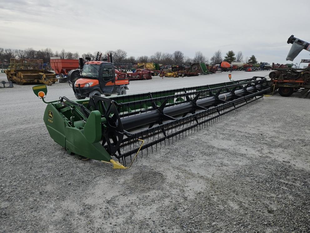 Image for 2010 John Deere 635F