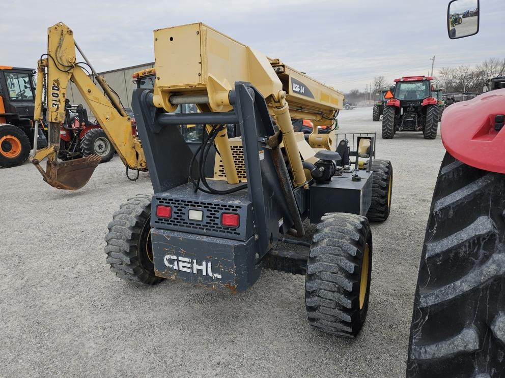 Image for 2013 Gehl RS6-34