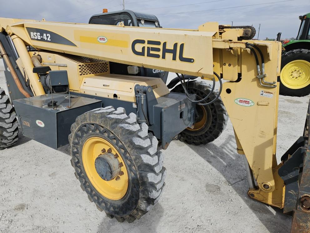 Image for 2015 Gehl RS6-42