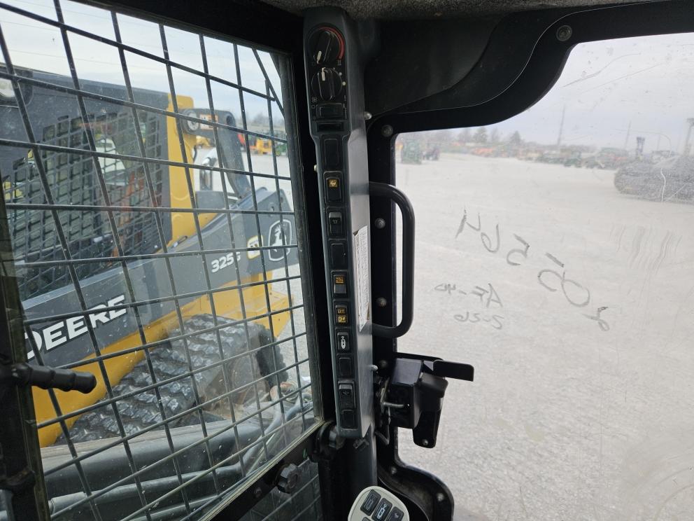 Image for 2012 New Holland C238