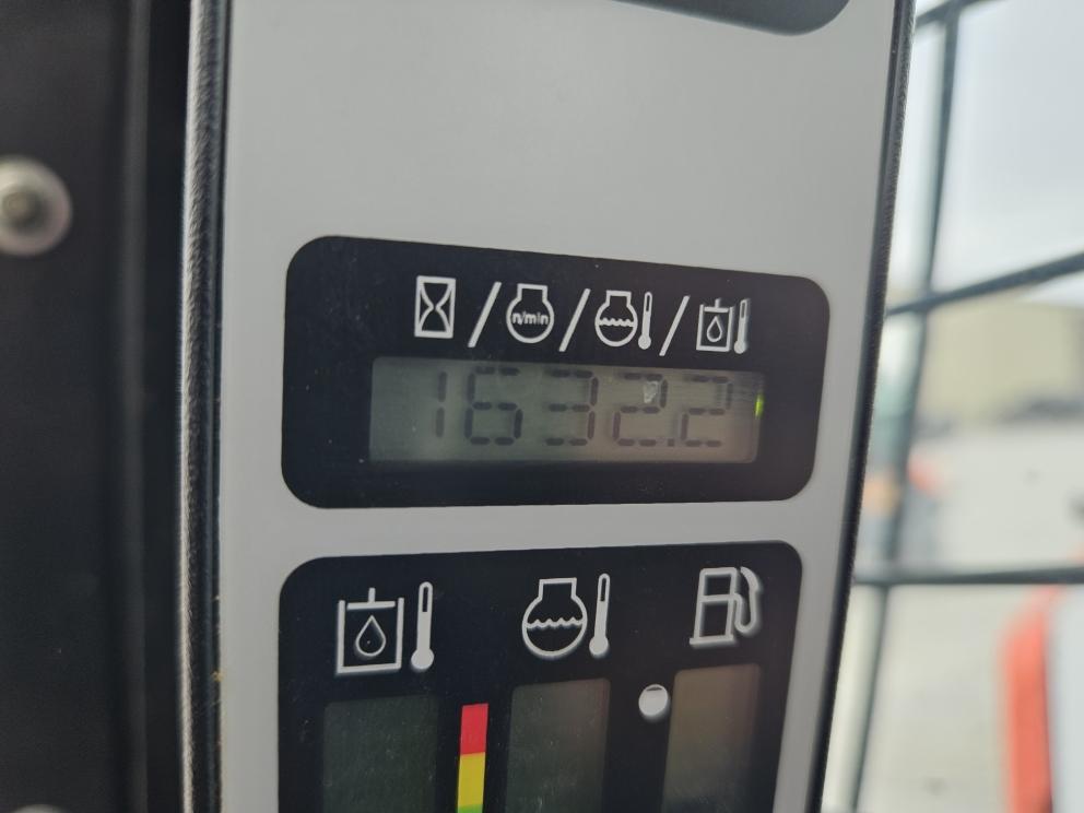 Image for 2012 New Holland C238