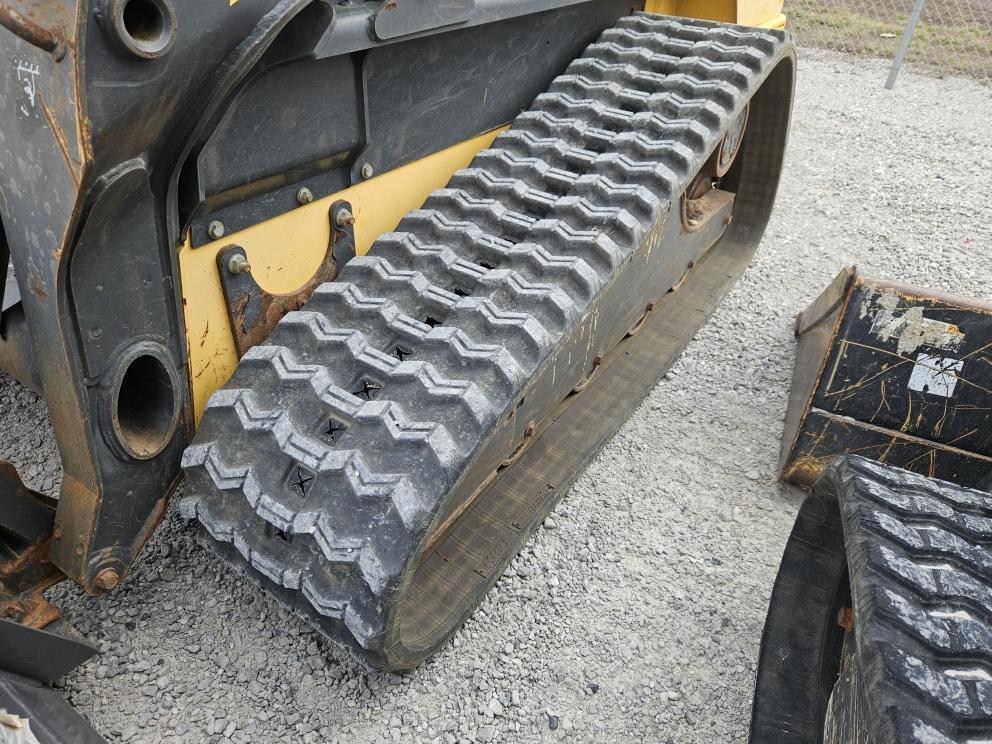 Image for 2012 New Holland C238