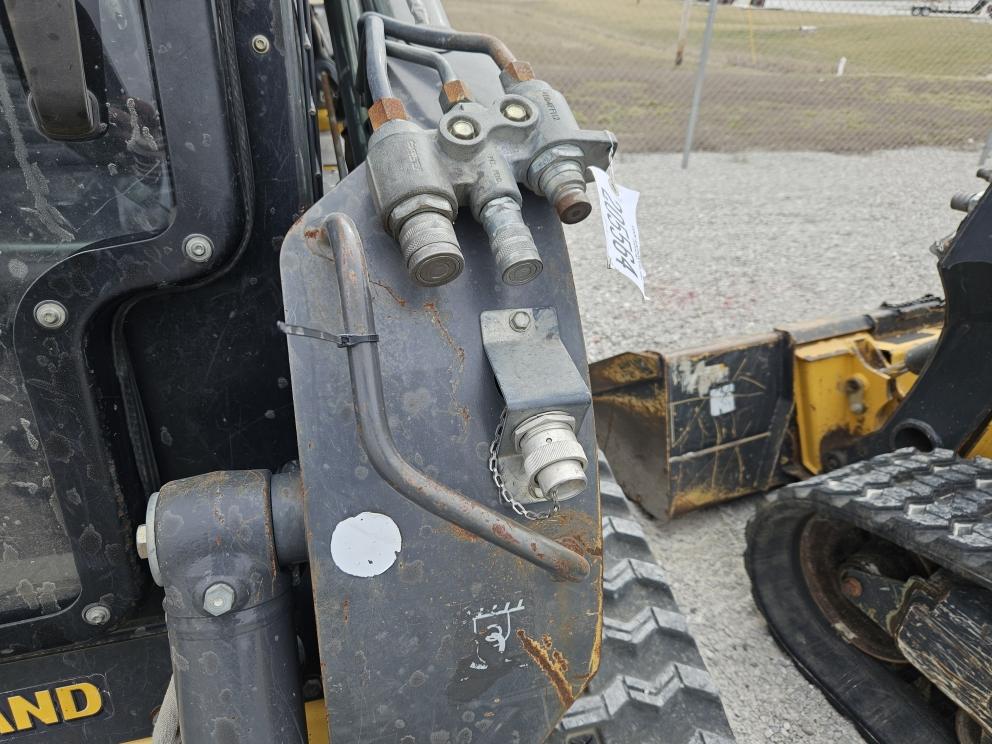 Image for 2012 New Holland C238