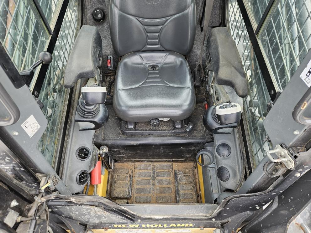 Image for 2012 New Holland C238