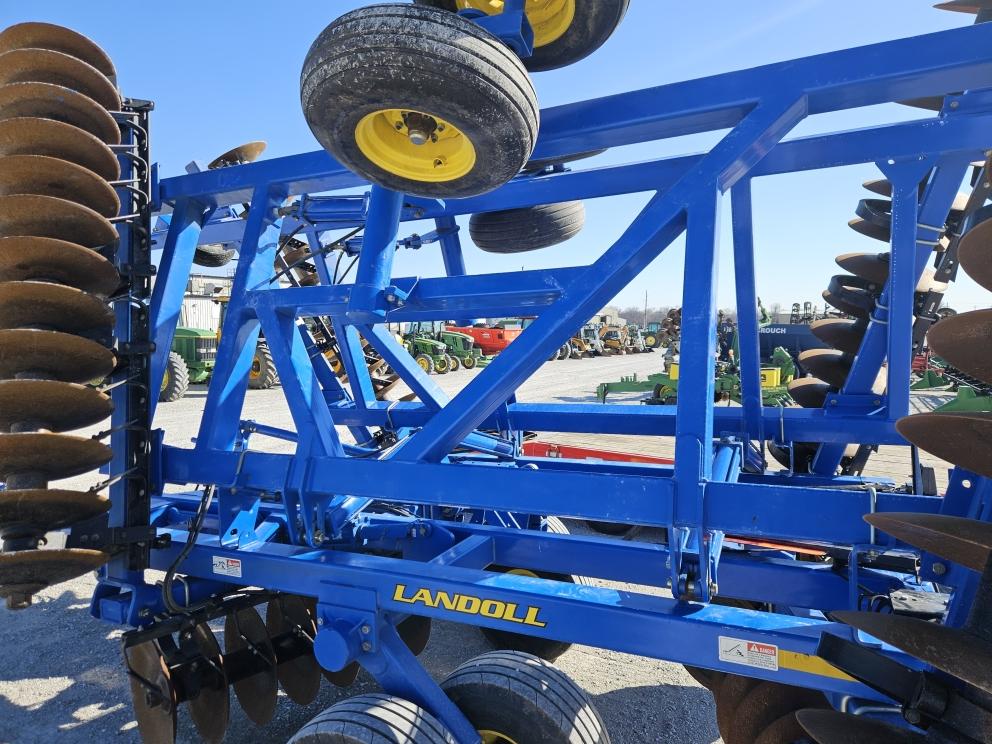 Image for 2008 Landoll 6230-29