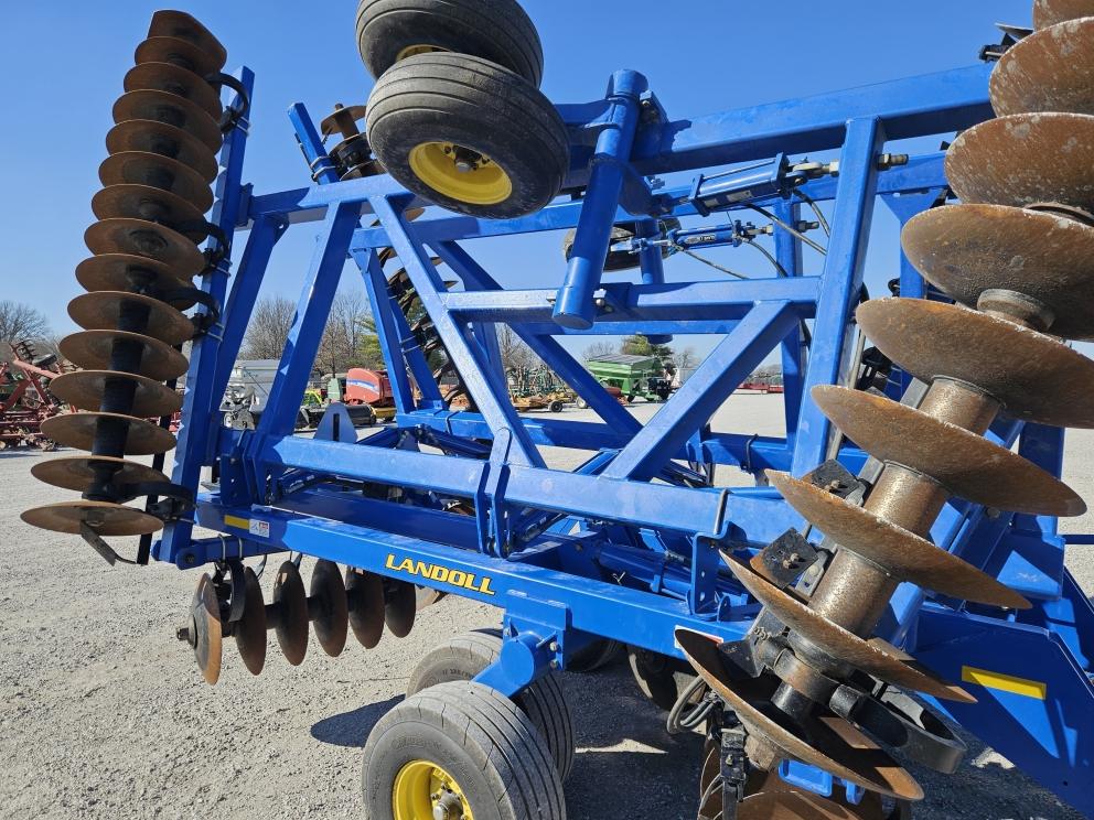 Image for 2008 Landoll 6230-29