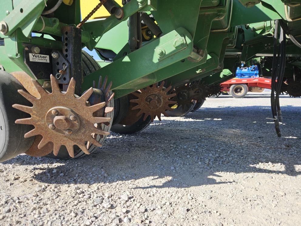 Image for 1997 John Deere 1760