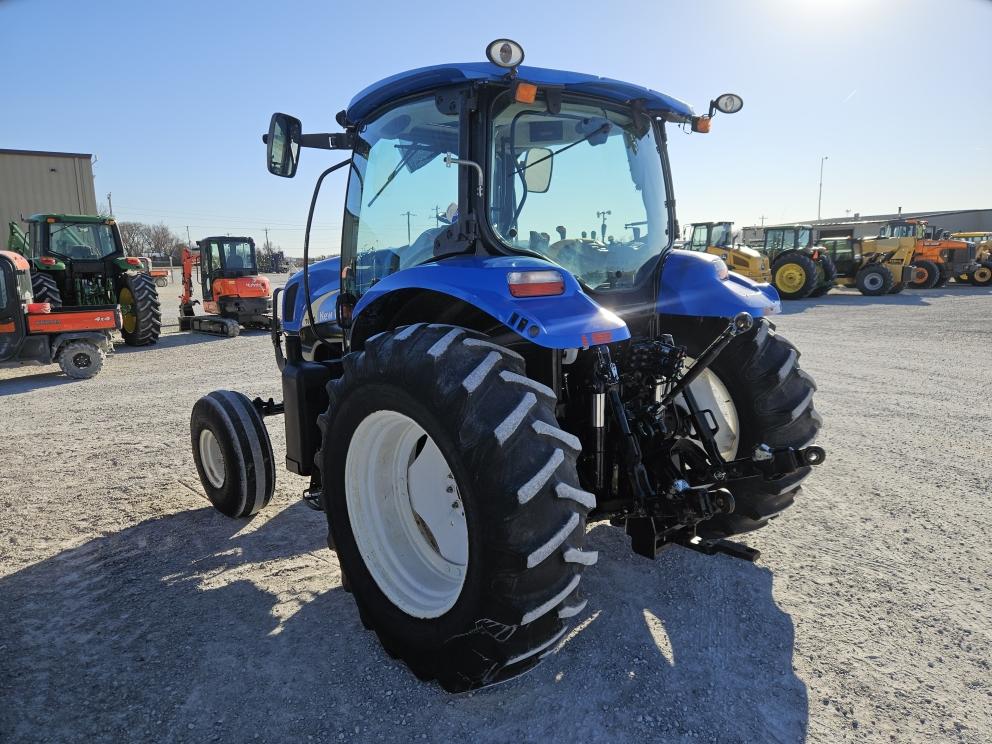 Image for 2010 New Holland T6030