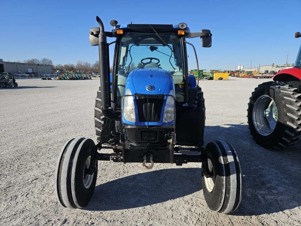 Image for 2010 New Holland T6030