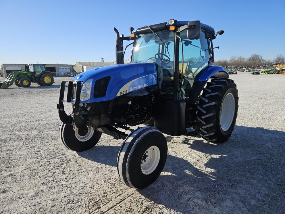 Image for 2010 New Holland T6030