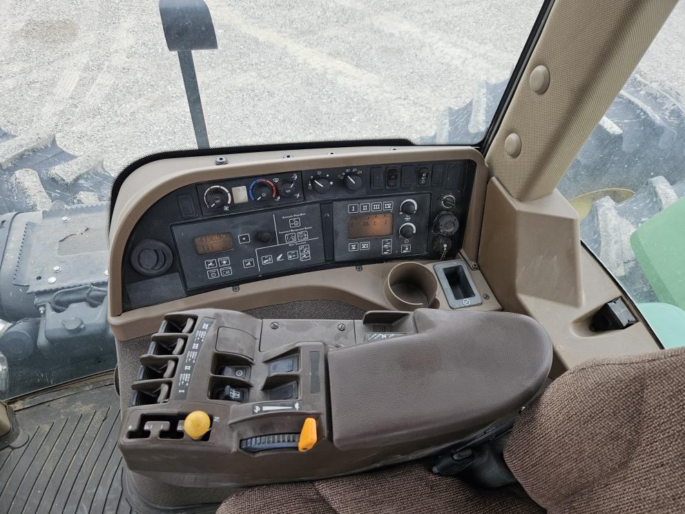 Image for 2010 John Deere 9530