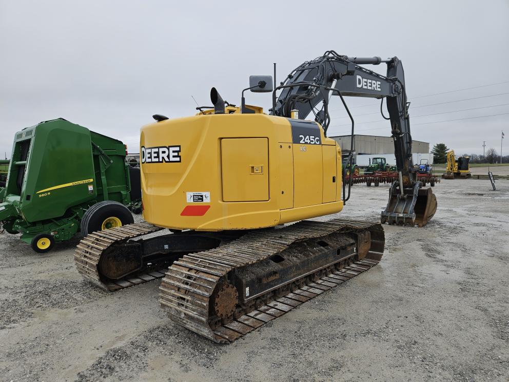 Image for 2018 John Deere 245G