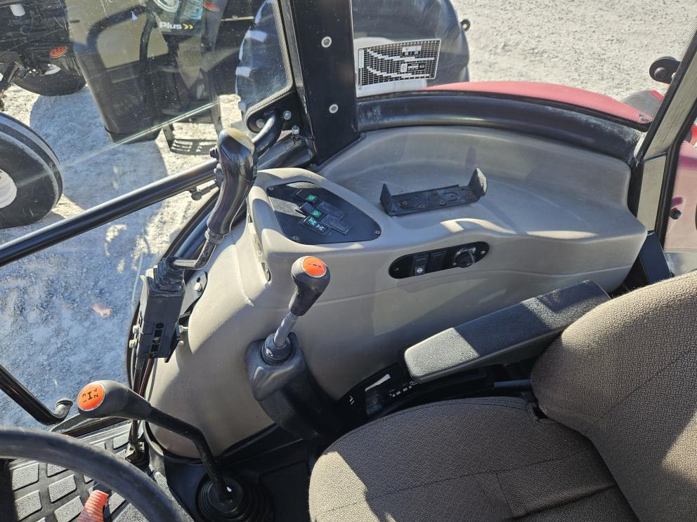 Image for 2012 Case IH Farmall 125A