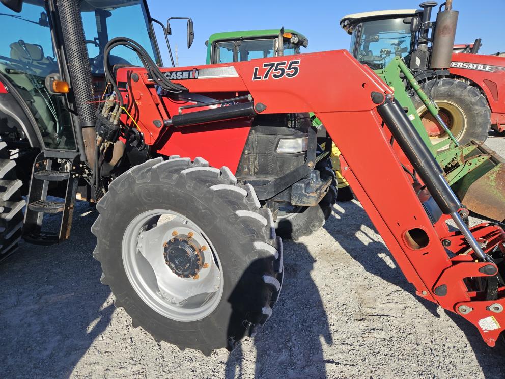Image for 2012 Case IH Farmall 125A