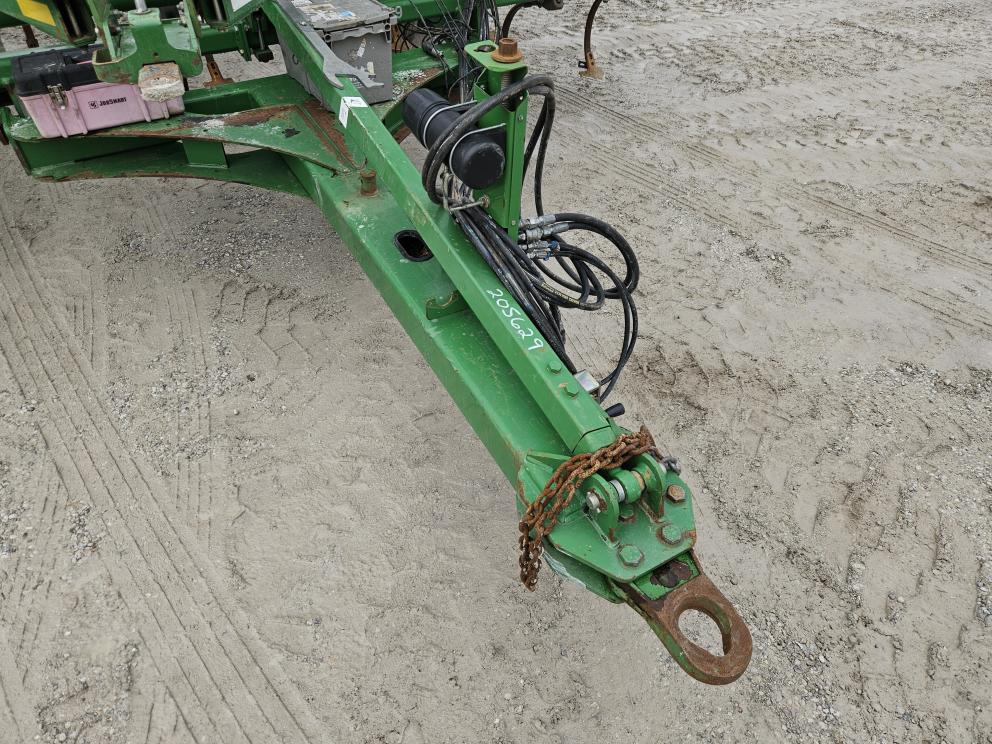 Image for 2013 John Deere 2210