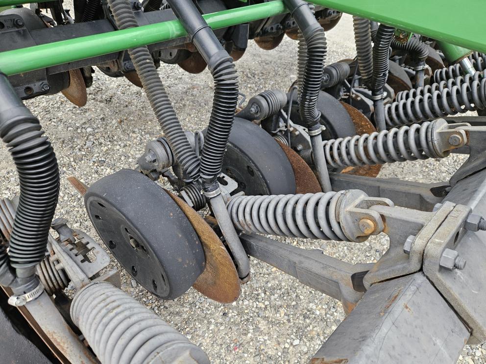 Image for 2018 John Deere 1590