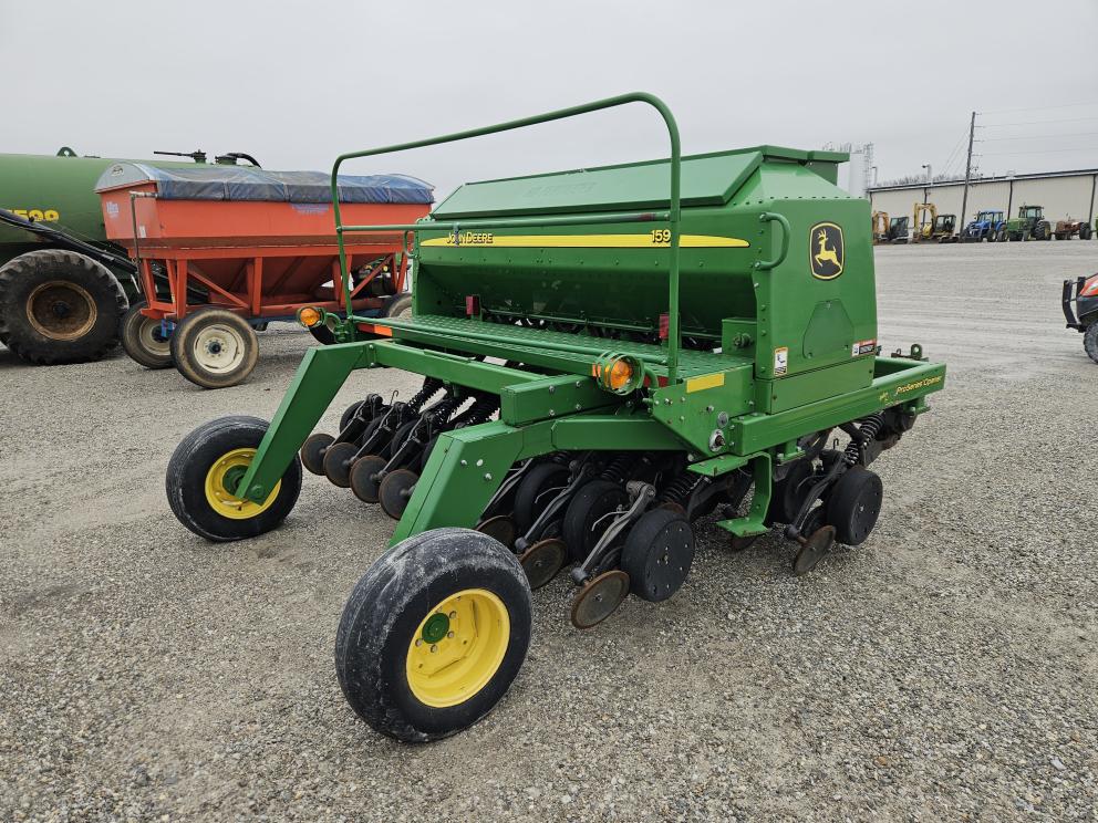 Image for 2018 John Deere 1590