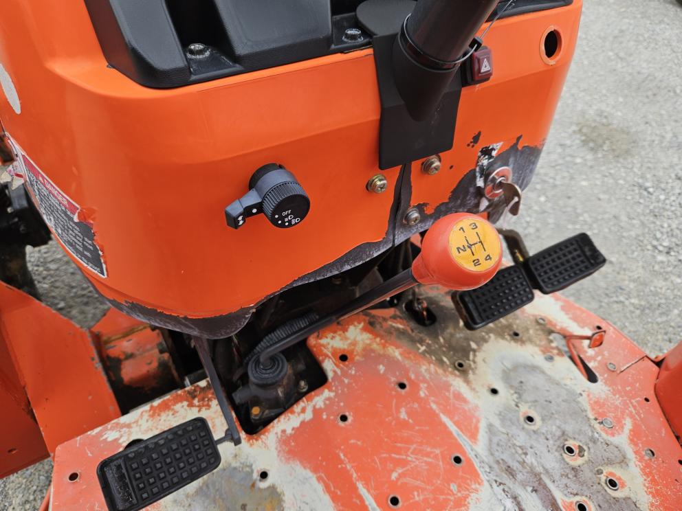 Image for 2005 Kubota MX5000