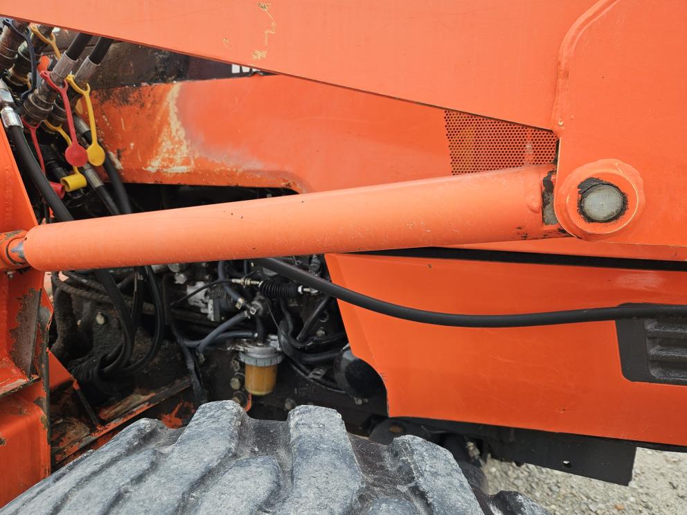 Image for 2005 Kubota MX5000