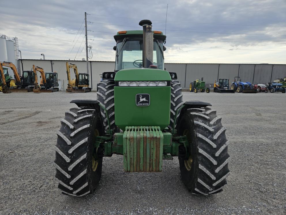 Image for 1988 John Deere 4650