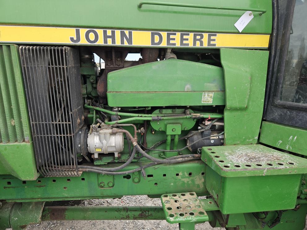Image for 1988 John Deere 4650
