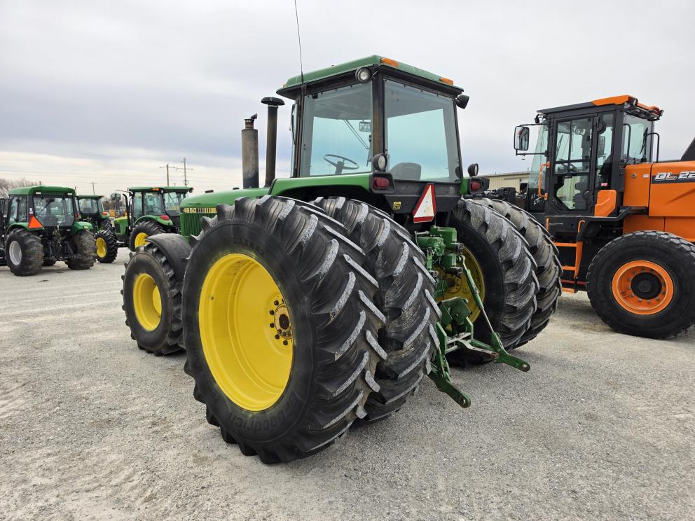 Image for 1988 John Deere 4650