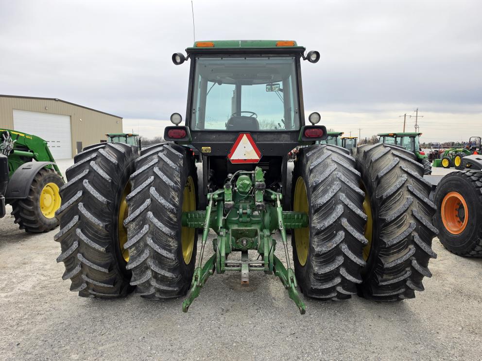 Image for 1988 John Deere 4650