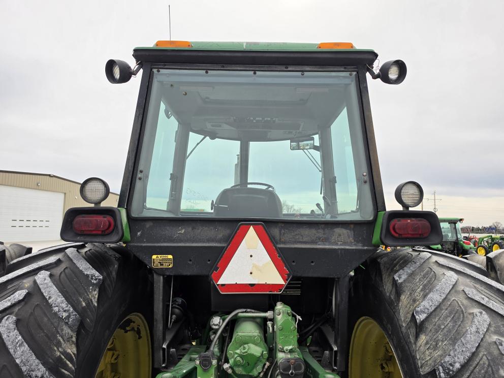 Image for 1988 John Deere 4650