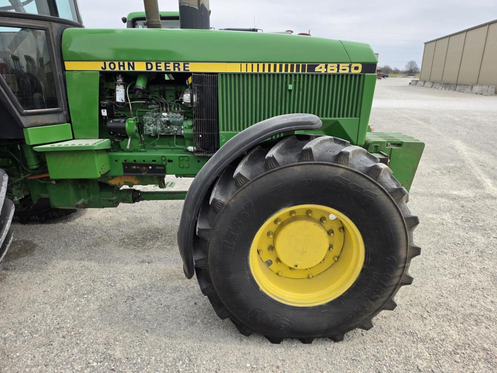 Image for 1988 John Deere 4650