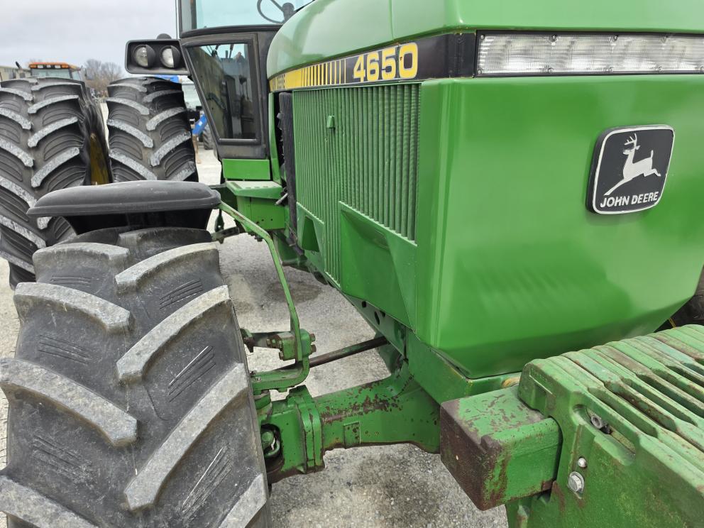 Image for 1988 John Deere 4650